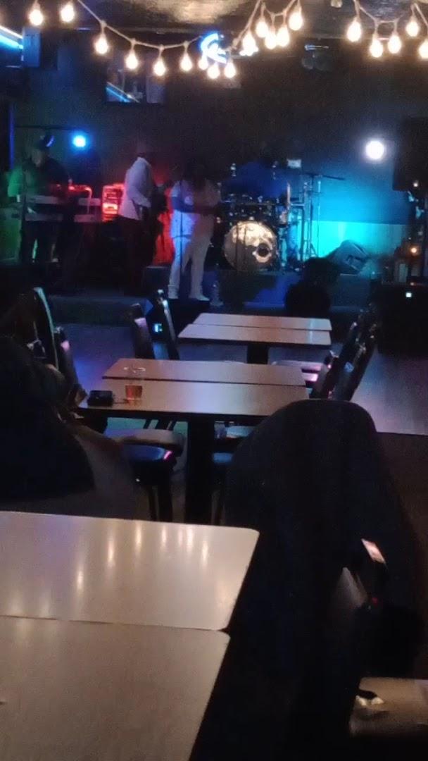 O B's Pizza Pub & Eatery